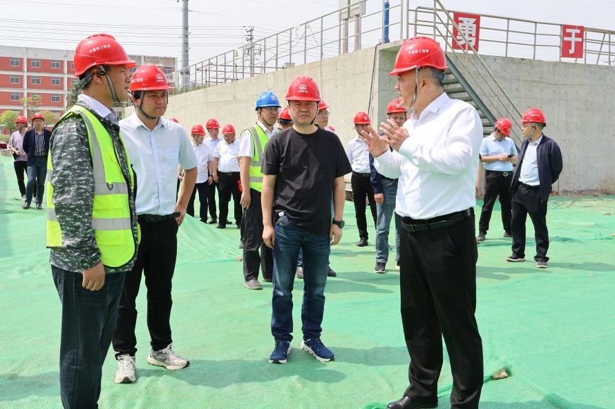 泰州市金东城市建设投资乐竞官方版网站登录入口党委书记、董事长陈祥到姜堰项目检查指导工作.jpg